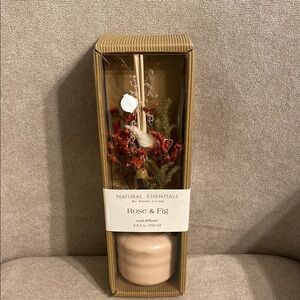 Natural Essentials by Prime Living Reed Diffuser - Rose & Fig